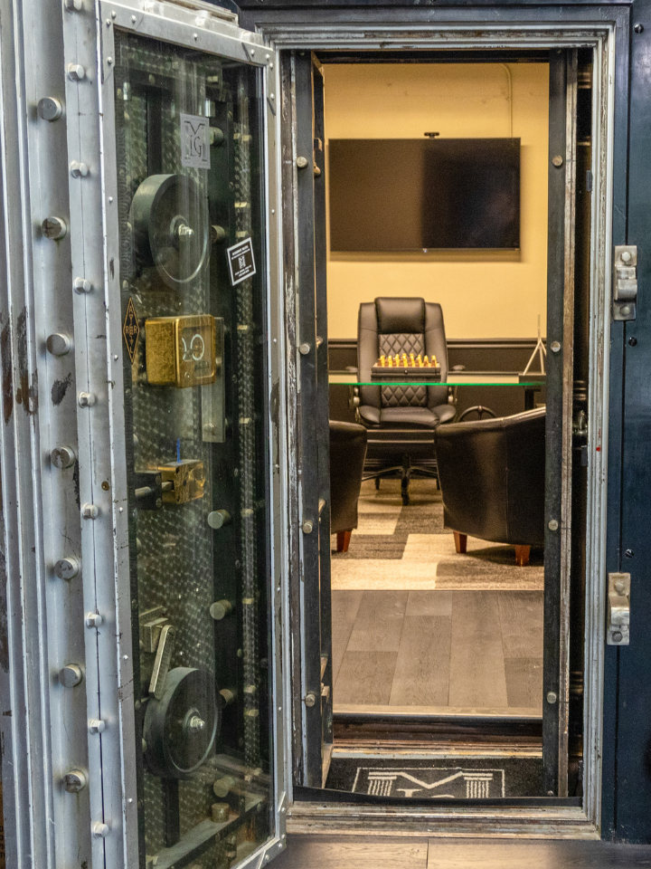 Safe Door Entrance-485